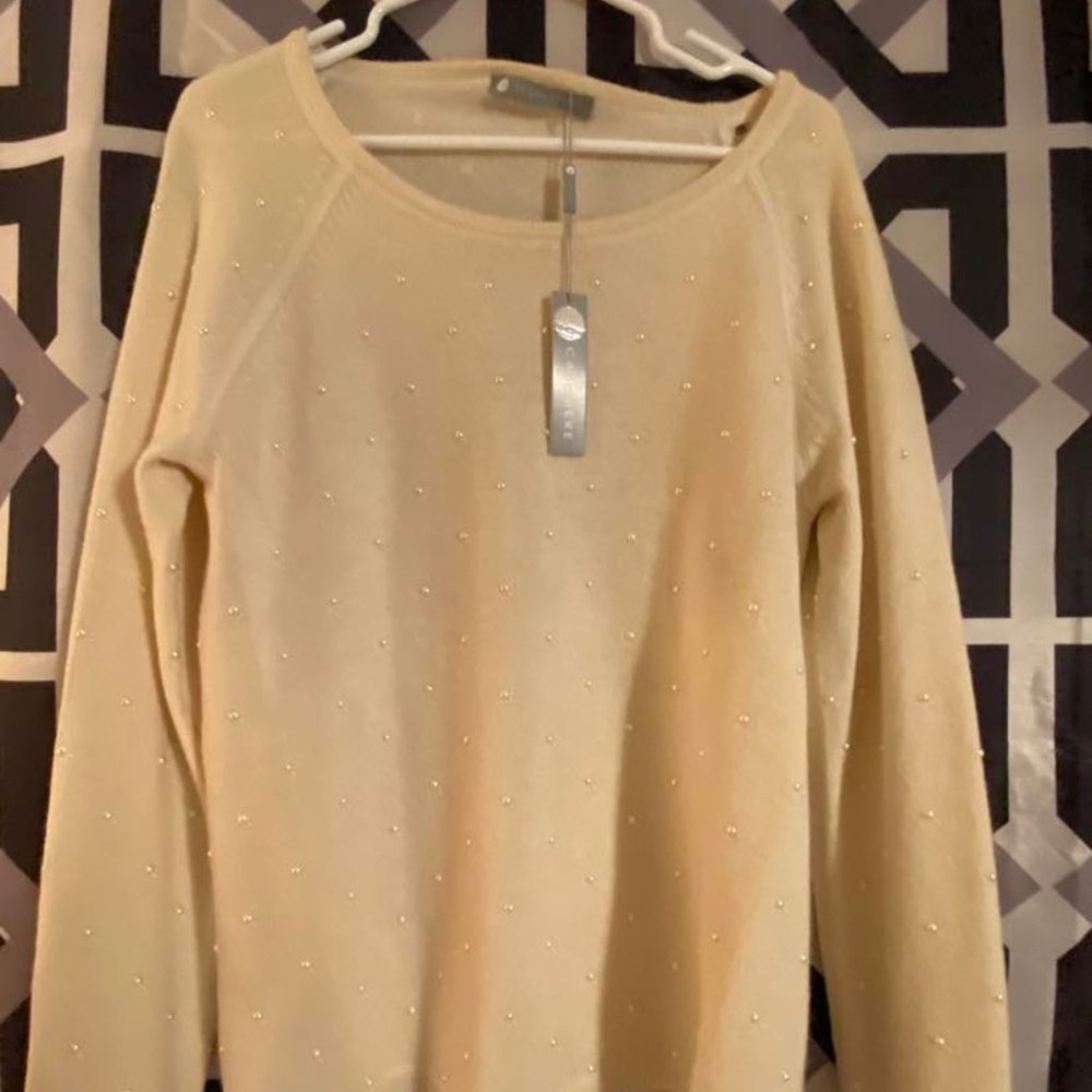 GORGEOUS SWEATER